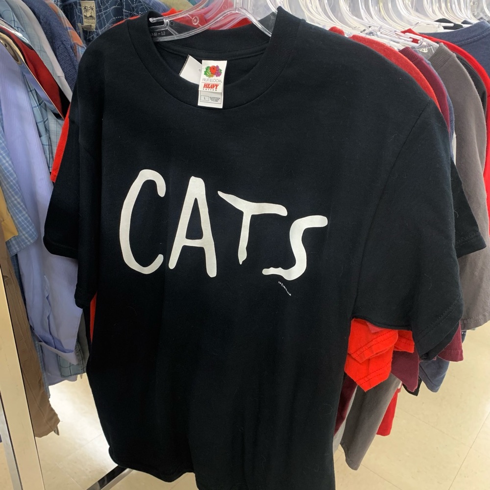Cats the Musical T-shirt on a late 90’s early 2000’s Fruit of the Loom tag